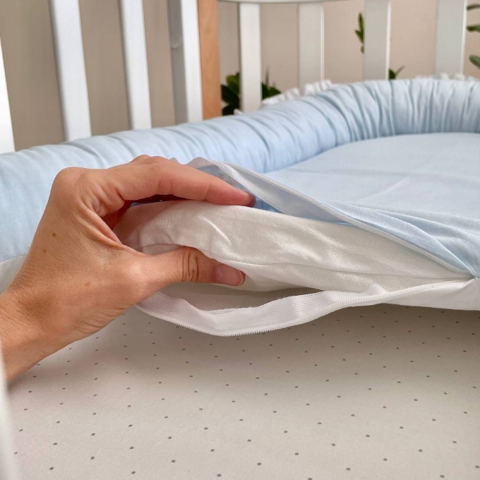 Baby Nest cu doua fete alb-albastru (6)